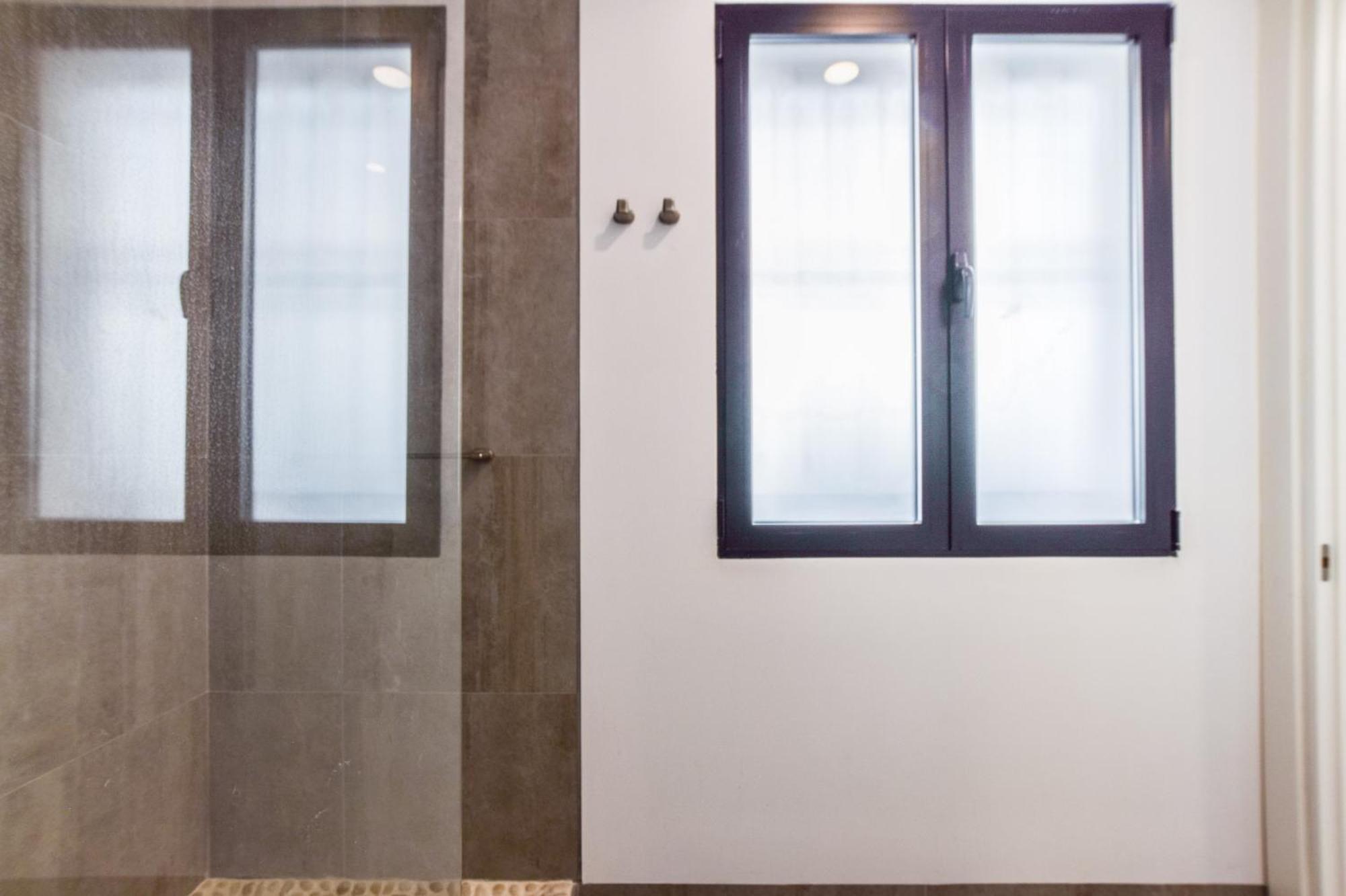Apartamento Loft Exclusivo Reformado De Diseno Alquiler Temporal Madrid Exterior foto