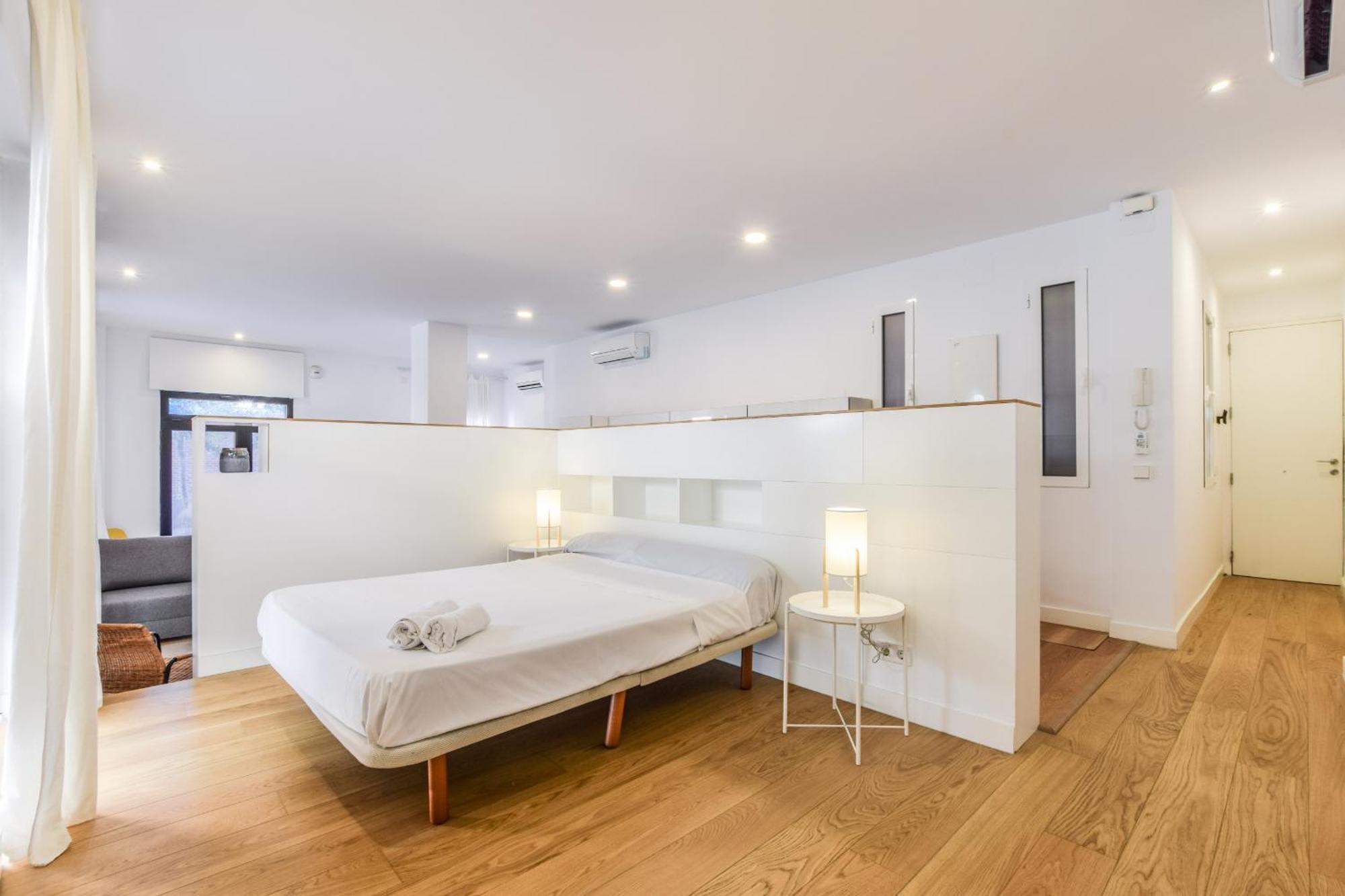 Apartamento Loft Exclusivo Reformado De Diseno Alquiler Temporal Madrid Exterior foto