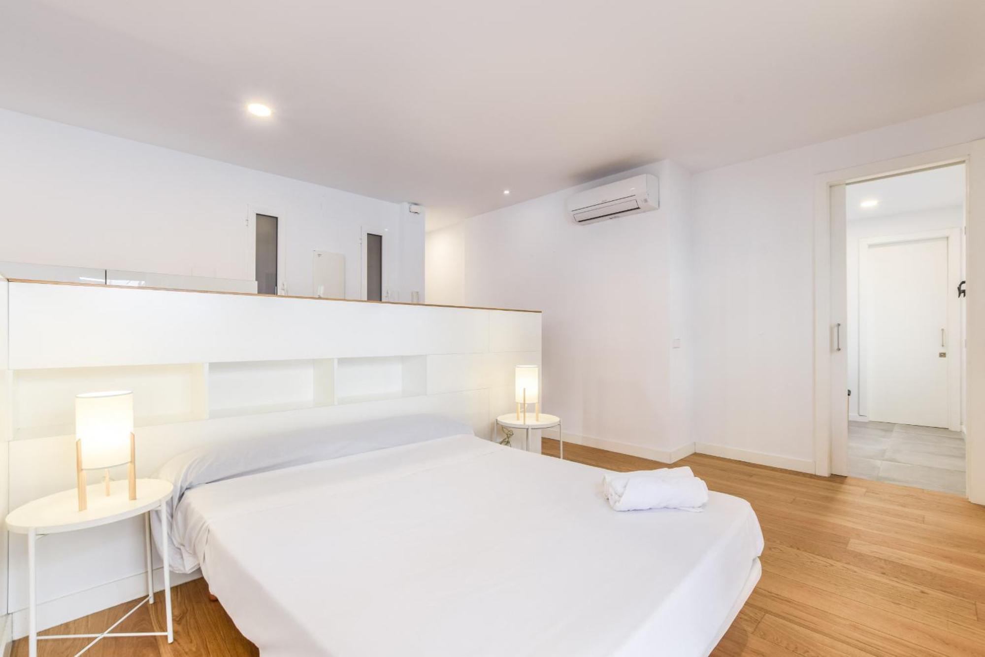 Apartamento Loft Exclusivo Reformado De Diseno Alquiler Temporal Madrid Exterior foto