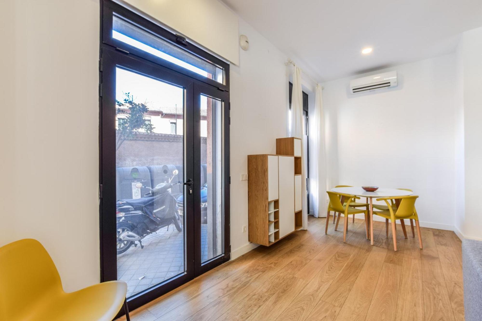 Apartamento Loft Exclusivo Reformado De Diseno Alquiler Temporal Madrid Exterior foto