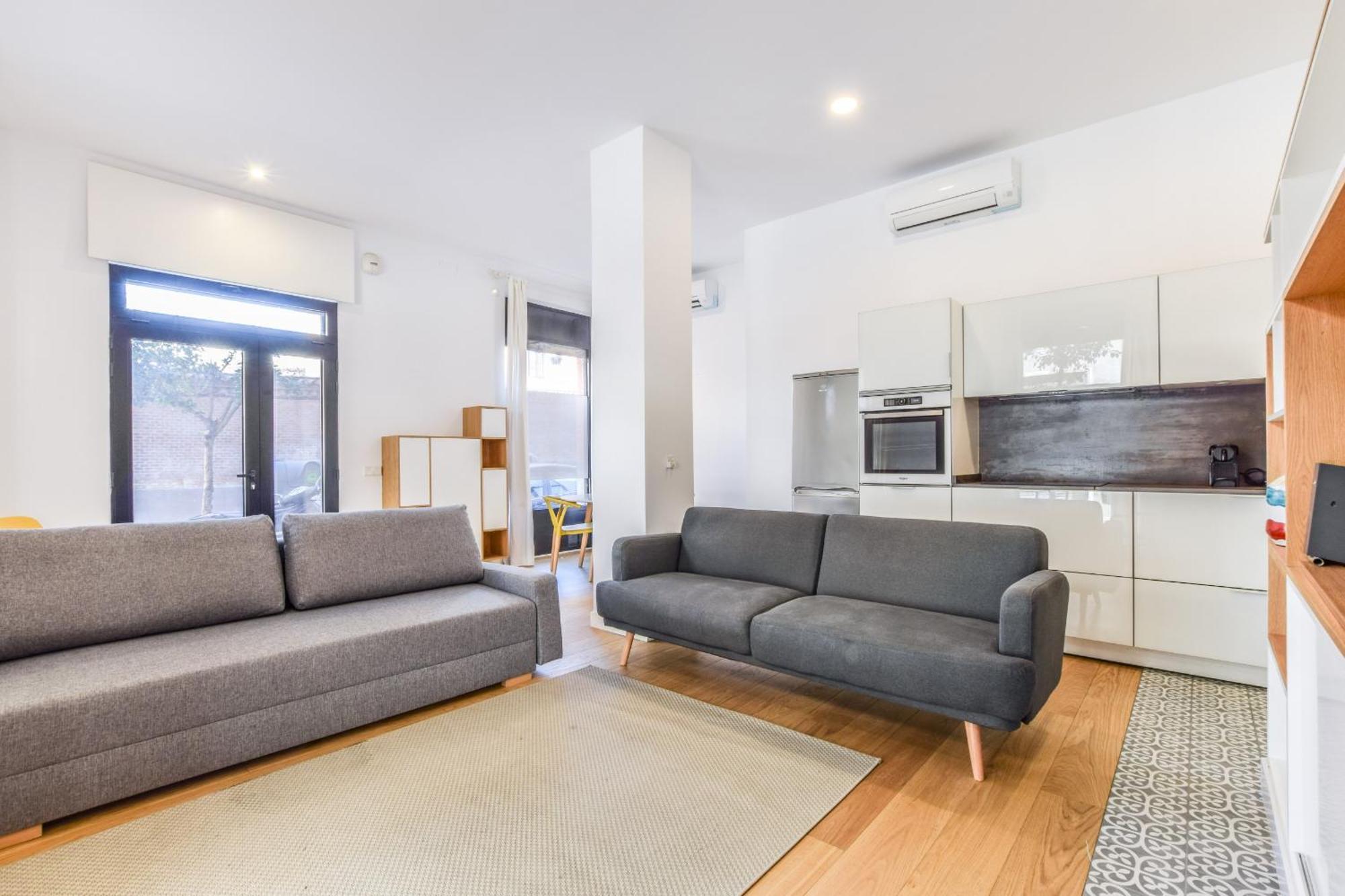 Apartamento Loft Exclusivo Reformado De Diseno Alquiler Temporal Madrid Exterior foto